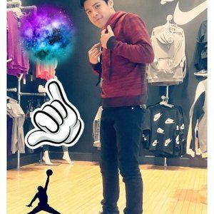 Meet your Posher, Elvis